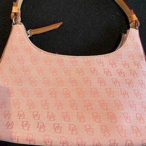 Dooney & Bourke Bag